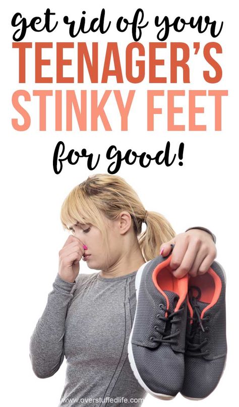 Smelly Feet Remedies, Stinky Feet Remedy, Arm And Hammer Super Washing Soda, Stinky Shoes, Smelly Shoes, Shoe Organization, Clean Your House, Mattress Cleaning, Bathroom Cleaning Hacks