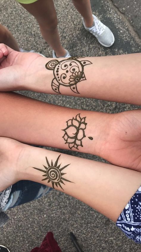 Simple Henna Patterns, Small Henna Tattoos, Henna Flower Designs, Simple Henna Designs, Cute Henna Designs, Cute Henna Tattoos, Jagua Henna, Henna Tutorial, Small Henna