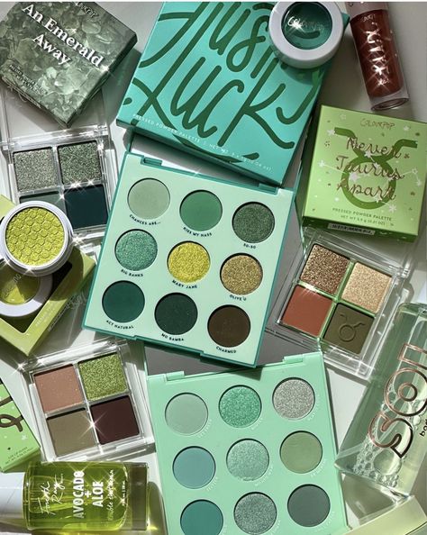 Green Makeup Products, Makeup Mafia, Green Mood Board, Kimberly Reed, Makeup Backgrounds, Dr Makeup, Aesthetic Skin Care, Skin Care Cosmetics, Makeup Sets