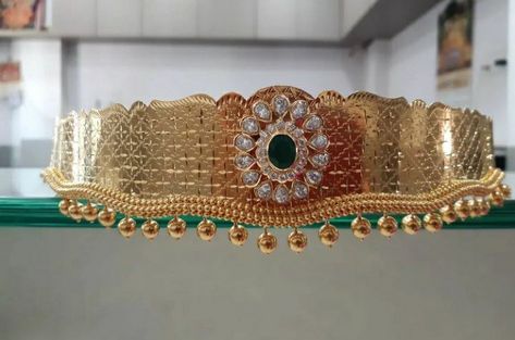 Plain Gold Vaddanam Designs, Plain Vaddanam Designs Gold, Simple Vaddanam Designs Gold, Kids Vaddanam Design, Baby Vaddanam Designs Gold, Vadanam Designs Gold, Vaddanam Designs Gold Indian, Vaddanam Models, Diamond Vaddanam