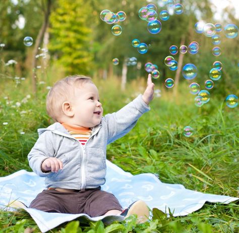 21 Developmental Activities and Play Ideas for 6 to 9 Month Old Baby - Just Simply Mom Baby Names Short, 6 Month Baby Picture Ideas, Unique Boy Names, 9 Month Old Baby, Baby Fotografie, French Baby Names, Names Girl, Baby Photoshoot Boy, Baby Name List