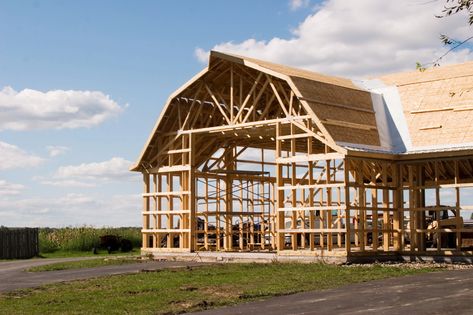 Pole Barn Designs, Barn Living, Pole Barn House Plans, Hunting Cabin, Shop Buildings, Barns Sheds, House Yard, Barn Plans, Barn Design