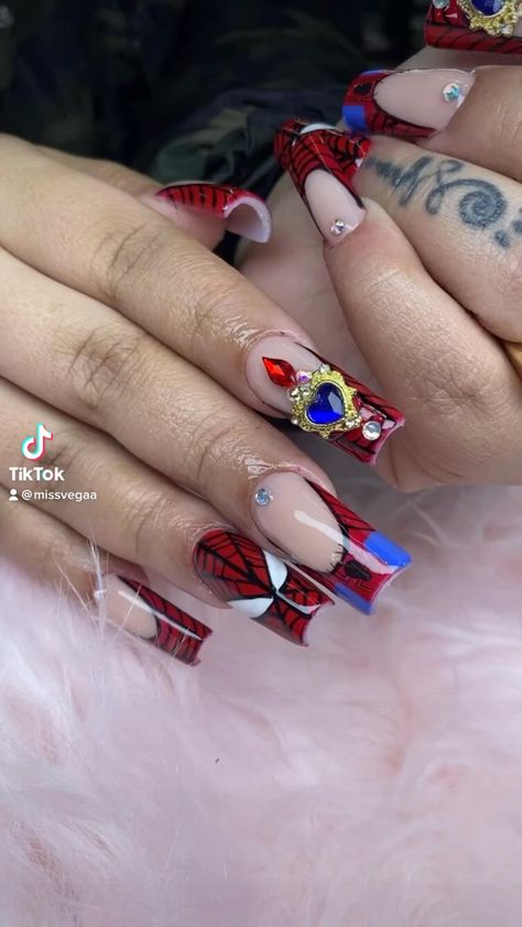 Spiderman Quinceanera Theme, Spiderman Quinceanera, Spiderman Quince, Quince Ideas Themes, Spider Man Nails, Man Nails, Quince Nails, Quinceanera Nails, Hoco Nails