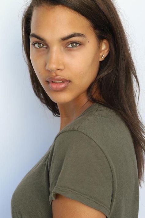 Mixed Race Women, Brunette Female, The Blacker The Berry, International Model, Soft Autumn, Gorgeous Eyes, Human Race, Reference Images, Soft Light