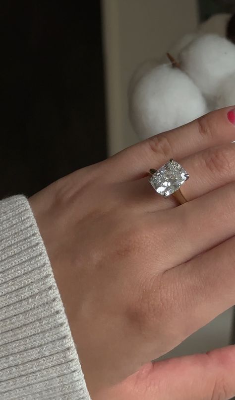 Stunning ring with 4ct cushion cut lab diamond Wedding Rings Cushion Cut, Cushion Engagement Rings, Wedding Rings Cushion, Cushion Cut Wedding Rings, Cushion Cut Diamond Ring, Cushion Engagement Ring, Cute Engagement Rings, Engagement Rings Cushion, Gold Cushions