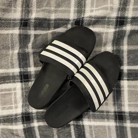 Adidas slides! 
👠super comfy black and white adidas slides
👠perfect for sports! 
👠size 10;will be cleaned before shipping 
👠feel free to message with offers or questions! 
#adidas #nike #slides #sports #fitness White Adidas Slides, Black And White Adidas, Adidas Slides, Nike Slides, Womens Slides, White Adidas, Adidas Nike, Adidas Women, Slides