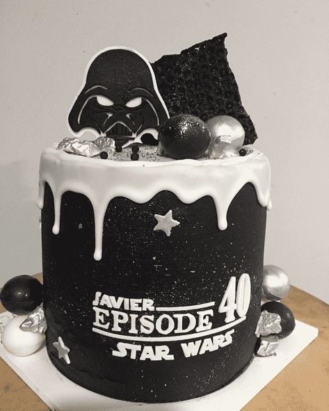 Darth Vader Party Ideas, Starwars Cakes Birthday, Pastel Darth Vader, Darth Vader Birthday Cake, Star Wars Darth Vader Cake, Star Wars Cake Ideas, Darth Vader Birthday, Darth Vader Party, Darth Vader Cake