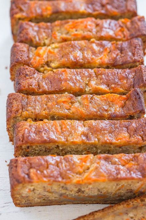 Carrot Banana Bread - EASY, no-mixer, super soft bread that reminds me of carrot cake but healthier!! Perfect for springtime, Easter (or ripe bananas)!! Banana Carrot Bread Recipe, Carrot Cake Bread Recipe, Carrot Banana Bread, Vegan Carrot Cake Muffins, Banana Carrot Bread, Carrot Bread Recipe, Carrot Cake Bread, Banana Carrot Muffins, Carrot Bread