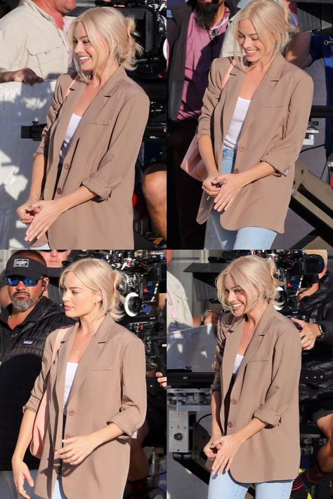 Margot Robbie Hair, Margot Robbie Style, Im A Barbie Girl, Margot Robbie, Aesthetic Hair, Barbie Girl, Work Fashion, Hair Looks, Classy Outfits