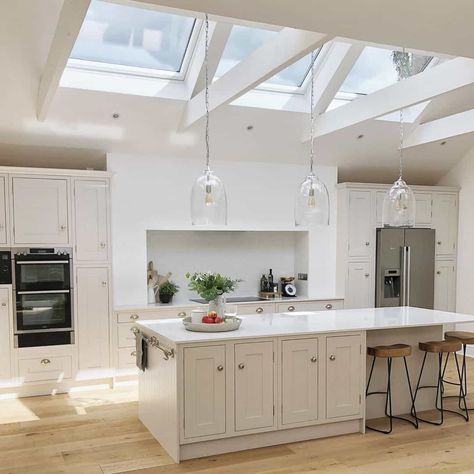 Skylight Windows in White Kitchen - Soul & Lane Pendant Lights For Kitchen Island, Modern Kitchen Photos, Kitchen Island Pendant Lights, Lights For Kitchen Island, Pendant Lights For Kitchen, Skylight Kitchen, Lights For Kitchen, Skylight Window, Off White Kitchens