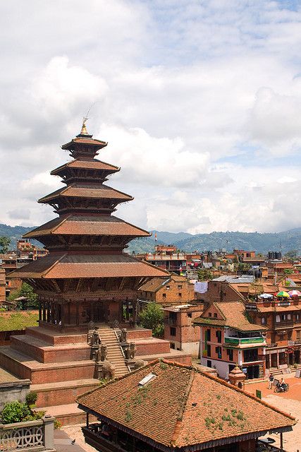 Nyatapola temple by yadavop, via Flickr Pagoda Temple, Eastern Countries, Rooftop Restaurant, Nepal, Paris Skyline, Temple, Restaurant, Wonder, Pool