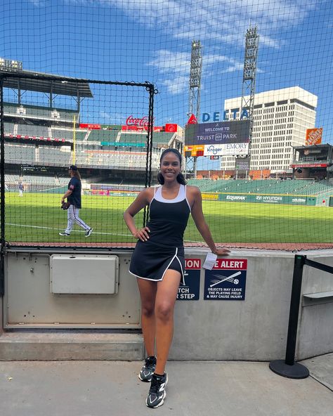 Baseball Wives of Atlanta ⚾️ Baseball Wife Outfit, Baseball Wives, Baseball Wife, Home Depot, The Home Depot, Atlanta, Fashion Inspo, Baseball