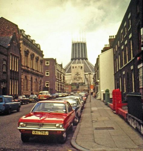 Hope Street 1976 Liverpool Life, Liverpool Cathedral, Liverpool Town, 60s Vibes, Liverpool Docks, Liverpool History, Liverpool Home, Collection Ideas, Liverpool City