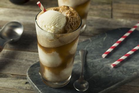 Celebrate National Ice Cream Soda Day today, June 20, with our 2020 Best of the Best Ice Cream winners in the Hamptons and on the North Fork. Rootbeer Pulled Pork, Root Beer Recipe, Beer Pulled Pork, Homemade Rootbeer, Float Recipes, Lemon-lime Soda, Ice Cream Floats, Beer Float, Lime Soda