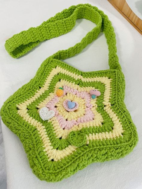 Crochet Star Shape Bag Star Crossbody Bag Star Shoulder Bag Kids Bag #crochetbag #crochetbagideas #crochetclutch #crochetbeachbag #crochettotebag #crochethandbags #cutecrochetbags Celestial Crochet Patterns, Crochet Bag Star, Star Bag Crochet Pattern, Harajuku Crochet, Crochet Star Bag Pattern, Coquette Crochet Ideas, Crochet Bag For Kids, Cute Crochet Bags, Star Crochet Bag