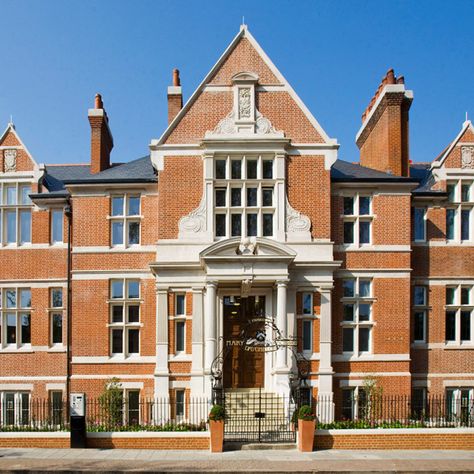 School Building Exterior, Victorian School, School Buildings, London Blitz, School Site, Town Houses, London History, Building Architecture, School Building