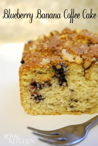 Blueberry Banana Coffee Cake, Banana Blueberry Cake, Festive Cake Recipes, Sweet Cornbread Muffins, Banana Coffee Cake, Banana Coffee Cakes, Royal Kitchen, Coffee Cake Recipes Easy, Cocoa Cake