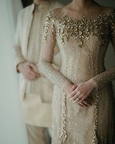 IG askyfebrianti Malay Wedding Dress, Kebaya Lace, Baju Kahwin, Kebaya Wedding, Kebaya Modern Dress, Indonesian Wedding, Muslimah Wedding Dress, Nikah Dress, Modern Kebaya