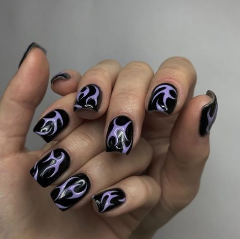 Goth Manicure, Masculine Nails, Nail For Summer, Edgy Nail Art, Vacation 2023, Mens Nails, Summer Nail Designs, Art Guide, Hippie Nails