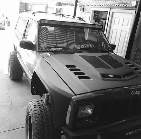 Xj Cherokee Mods, Jeep Xj Ideas, Modificaciones Jeep Xj, Jeep Cherokee Accessories, Mini Trucks 4x4, Jeep Zj, Jeep Xj Mods, Jeep Mods, Cool Car Accessories