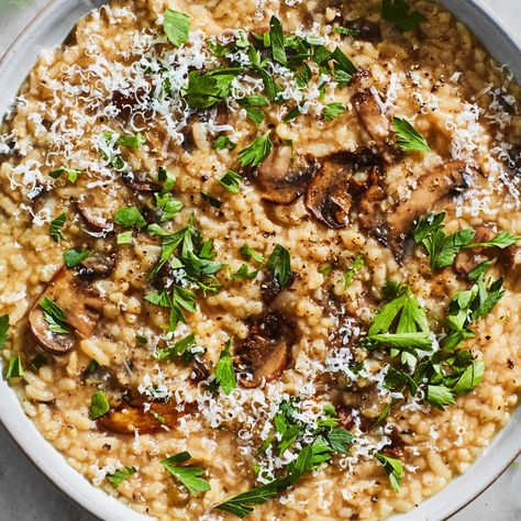 Instant Pot Mushroom Risotto Instant Pot Mushroom Risotto, Best Risotto, How To Make Risotto, Mushroom Risotto Recipes, Pea Recipes, Mushroom Risotto, Dinner At Home, Risotto Recipes, Starters Recipes