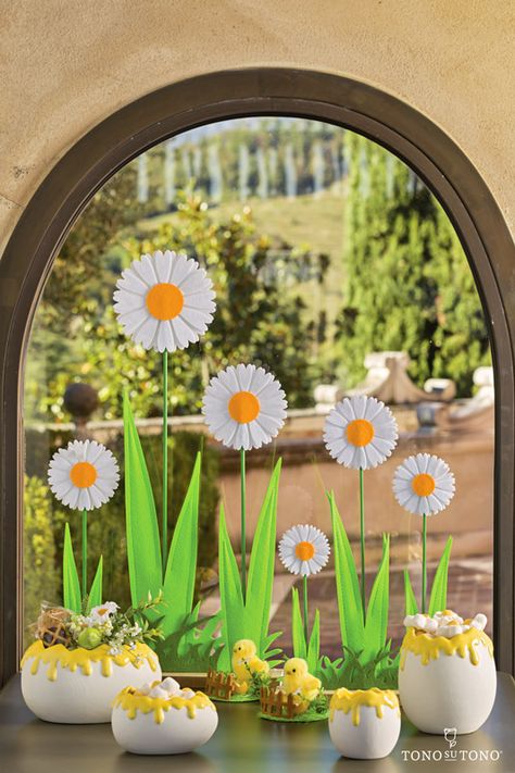 Hoop Wreath, Fresco