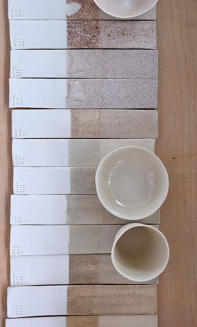 Ceramic Glaze Recipes, Clay Studio, Glazed Tiles, Ceramic Techniques, Glaze Recipe, Pottery Glazes, Ceramic Studio, Modern Ceramics, Ceramic Design