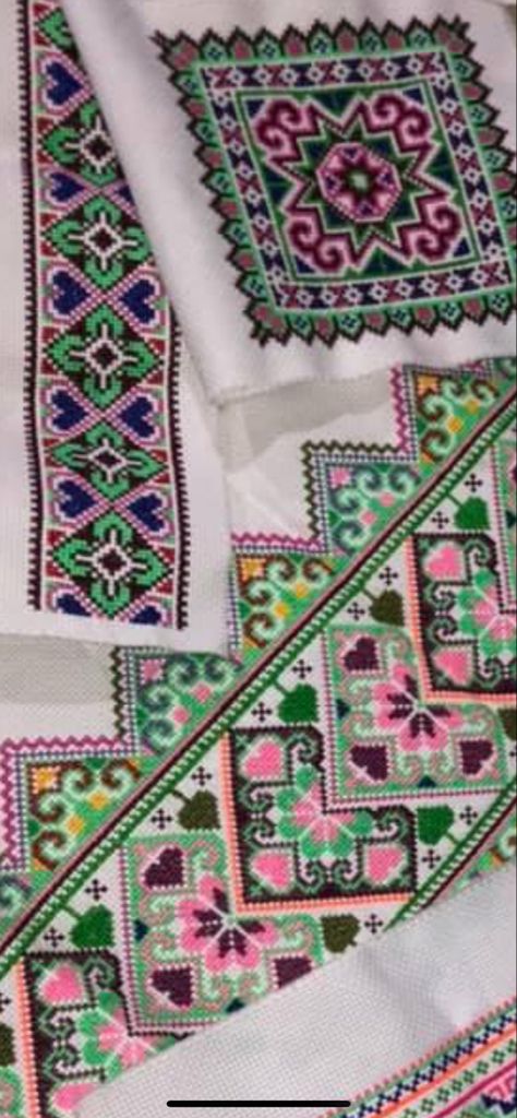 Hmong Clothes, Stitch Design, Cross Stitch Designs, Cross Stitch Patterns, Stitch Patterns, Cross Stitch, Tattoos, Pattern