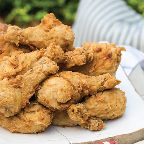 Cajun-Brined Fried Chicken Louisiana Fried Chicken, Easy Fried Chicken, Cajun Dishes, Favorite Recipes Chicken, Cajun Cooking, Southern Fried Chicken, Creole Recipes, Favorite Chicken, Fried Chicken Recipes