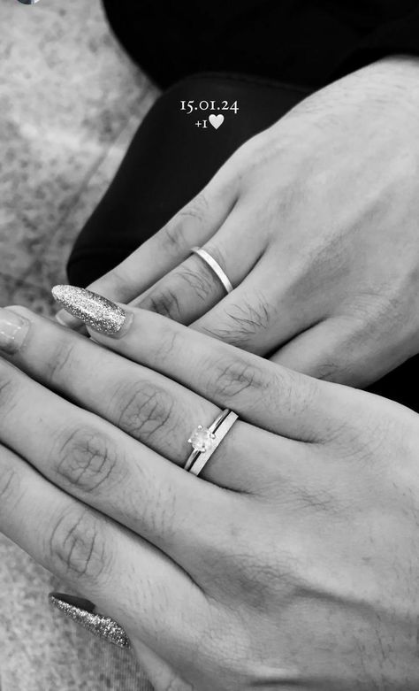 Bf Story Ideas, Boyfriend Ring, Ring For Boyfriend, Letters To Boyfriend, Photo Ring, Love Post, Future Love, Boyfriend Photos, Perfect Boyfriend