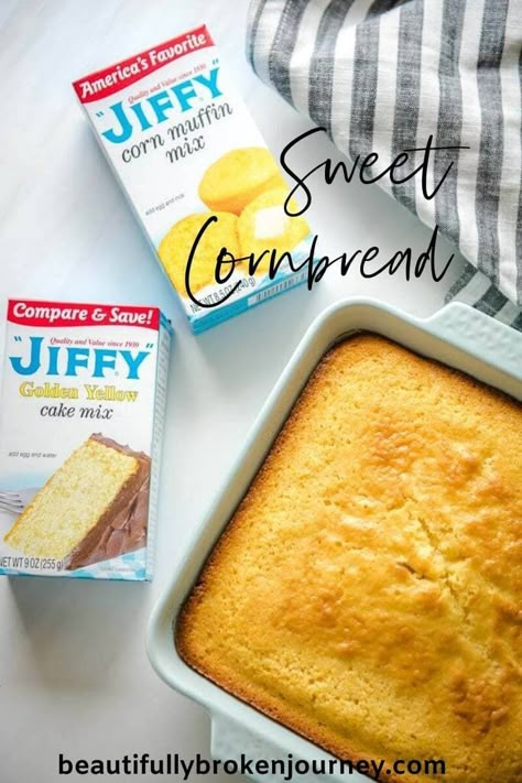 Easy Sweet Cornbread, Sweet Jiffy Cornbread, Sweet Cornbread Muffins, Jiffy Recipes, Jiffy Cornbread Recipes, Easy Cornbread Recipe, Easy Cornbread, Chili Cornbread, Cornbread Cake