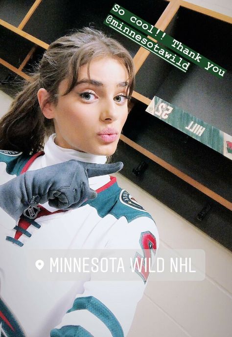 Taylor Marie Hill Taylor Hill Ponytail, Taylor Marie Hill, Minnesota Wild, Taylor Hill, Brooke Shields, House On A Hill, Emma Watson, Cute Hairstyles, Brown Hair