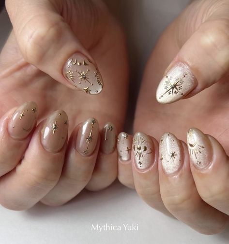 Celestial Wedding Nails For Bride, New Years Gel Nails, Korean Nail, Nails For Bride, Korean Nail Art, Celestial Wedding, Wedding Nails For Bride, Pinterest Closet, Wedding Nails