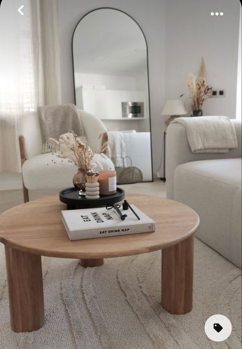 Neutral Apartment Decor, Decor Ideas Bedroom, Apartment Living Room Design, Small Apartment Living Room, Kitchen Home Decor, 아파트 인테리어, Small Apartment Decorating, Small Apartment Living, Home Decor Living Room