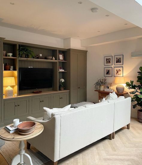 Faux Fig Tree, Living Room Built In Units, Media Unit Design, Built In Tv Unit, Built In Wall Units, Media Walls, Shaker Kitchens, Luxurious Living Rooms, Living Room Playroom