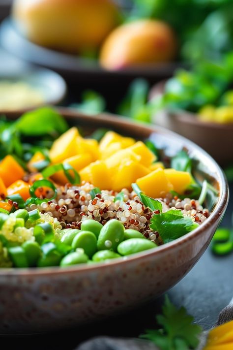 Edamame-Salat mit Quinoa und Mango Edamame Salad, Edamame, Couscous, Quinoa, Mango, Salad, Bowl, Healthy Recipes