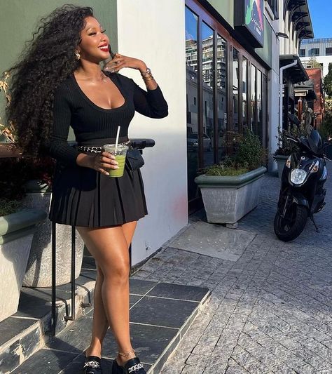 Your Fashion Assistant (@fashion_assistant) | Instagram Nqobile Khwezi, Instagram Baddie Outfit, Fashion Assistant, Curvy Casual Outfits, Black Pleated Mini Skirt, Queen Outfit, Fly Outfit, Queen Fashion, Black Femininity