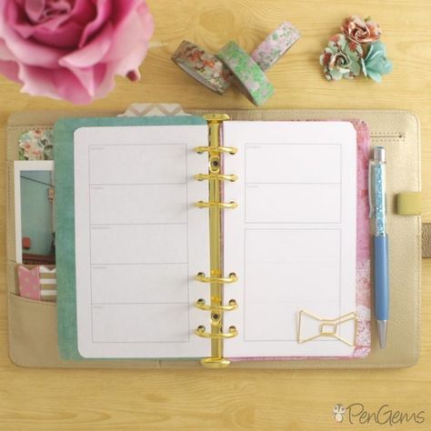 Free Planner Printables - Simple Theme - Personal Size mealplannersheets #wellnessplanner📗 Personal Size Planner, Free Planner Printables, Kikki K Planner, Recollections Planner, Filofax Personal, Pretty Planners, Planner Obsessed, Filofax Planners, Planner Supplies