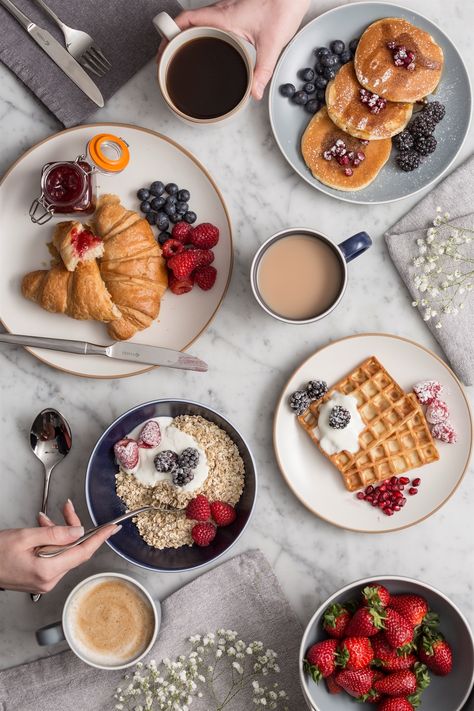 Brunch Flatlay, Breakfast Shot, Food Flatlay, Breakfast Photography, Food Photoshoot, Breakfast And Brunch, Food Photography Inspiration, Cafe Food, Best Breakfast