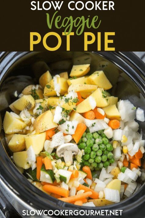 Pot Pie Slow Cooker, Veggie Pot Pie Recipe, Veggie Pot Pie, Vegetarian Pot Pie, Vegan Crockpot, Vegan Slow Cooker, Vegetarian Crockpot Recipes, Slow Cooker Vegetarian, Vegetarian Crockpot