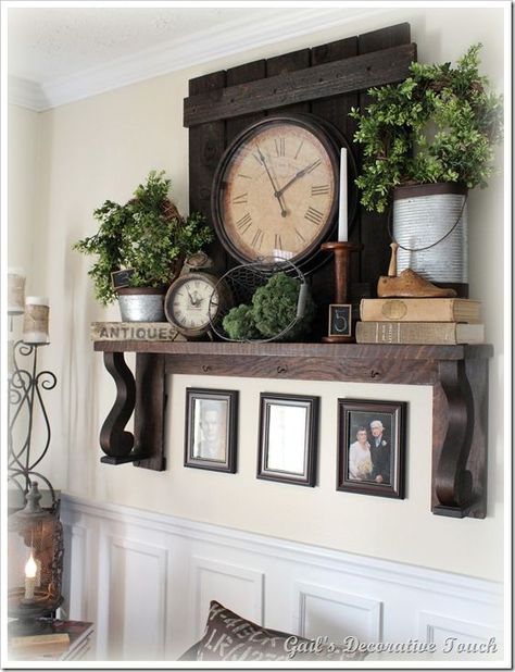 I am so digging this clock! What a great way to expand an item with upcycled boards and make it a stellar focal point. Sunporch Ideas, Farmhouse Canvas Art, The Mantle, Diy Casa, Dining Room Storage, Basement Remodel, Design Del Prodotto, Cool Ideas, Fireplace Mantle