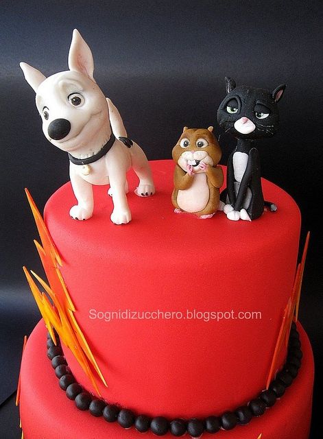 Mirá @Emilia Forrest Forrest Forrest Forrest Porta , para el cumple de Alai! Bolt Cake, Bolt Disney, Movie Cakes, Specialty Cake, Fondant Animals, Animal Cakes, Dog Cakes, Awesome Cakes, Cat Cake