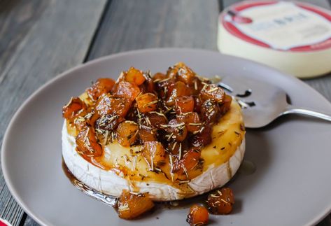 Bob Appetit, Baked Brie With Apricot Jam And Bacon, Apricot Baked Brie, Brie And Apricot Appetizer, Brie Apricot Grilled Cheese, Baked Brie Apricot Jam, Baked Brie Honey Rosemary, Baked Brie Cheese, Baked Brie Recipes