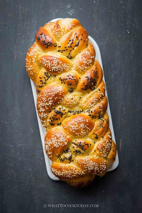 Challah Bread, Taste Made, Challah, Egg Wash, Bread Recipes Homemade, Bread Flour, Bread Dough, What To Cook, Dry Yeast