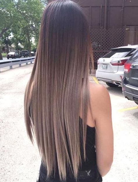 Ombre Hair Color For Brunettes, Afreen Khan, Brunette Hair With Highlights, Caramel Highlights, Brunette Balayage Hair, Long Hair Color, Brown Hair Balayage, Hair Color Ideas For Brunettes, Haircuts Straight Hair