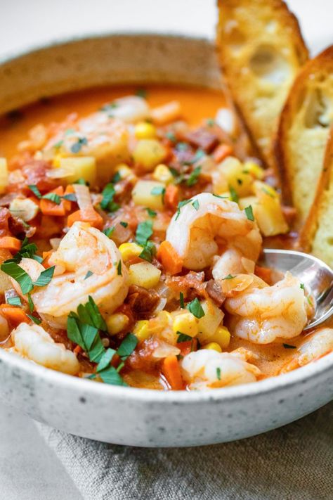 Shrimp and Chorizo Chowder Recipe Shrimp And Chorizo, Hardy Meals, Turkey Meatball Soup, Sweet And Sour Cabbage, Bean And Bacon Soup, Sour Cabbage, Lasagna Soup Recipe, Comfort Soup Recipes, Recipes For Fall