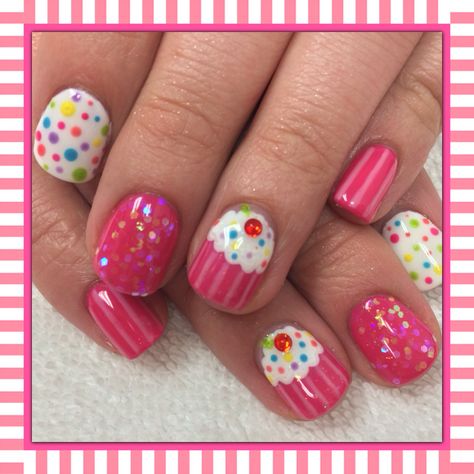 Cupcake nails Cupcake Nails, Kids Nail Designs, Really Cute Nails, Nails For Kids, Kawaii Nails, Funky Nails, Cute Nail Designs, Mani Pedi, Swag Nails