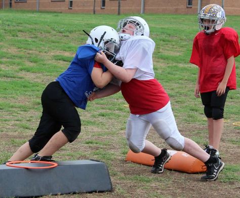 Hex Youth Football Blocking Drills 4 Better O-line Blocking Linebacker Drills Football, Quarterback Drills, Lineman Drills Football, Football Control Drills, Football Conditioning Drills, Tackling Drills, Defensive End Drills Football, Youth Football Drills, Football Formations