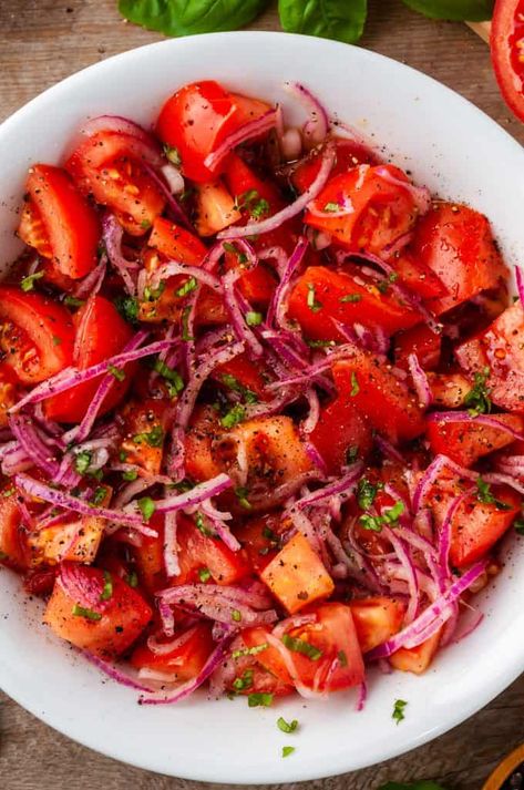 Indian Tomato And Onion Salad, Cava Tomato And Onion Salad, Tomato Salad Recipes Balsamic Vinegar, Tomato Marinade, Tomato Onion Salad, Tomato And Onion Salad, Tomato Salsa Recipe, Tomato Dishes, Marinated Vegetables