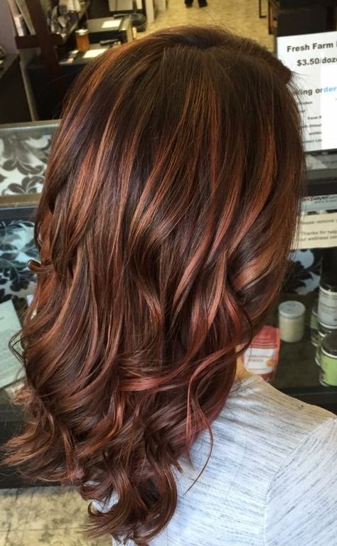 All Back Hairstyle, Hip Hair, Auburn Balayage, Hair Color Chocolate, Chocolate Hair, Kadeřnické Trendy, Red Highlights, Hair Color Auburn, Vlasové Trendy